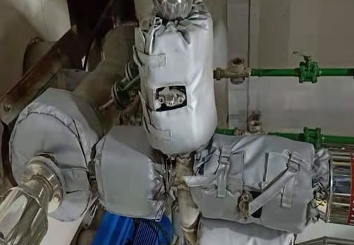 高溫管道<a href=http://www.jhauto.cn/e/tags/?tagname=%E4%BF%9D%E6%B8%A9%E9%9A%94%E7%83%AD target=_blank class=infotextkey>保溫隔熱</a>衣